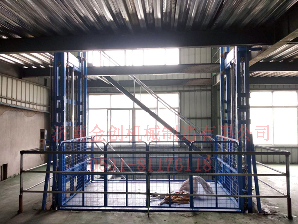 導(dǎo)軌式液壓升降機(jī) 導(dǎo)軌式液壓升降機(jī)